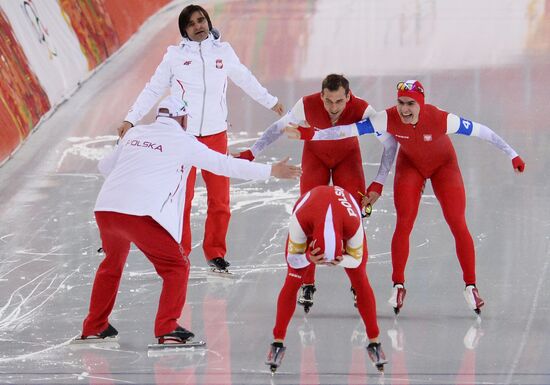 2014 Winter Olympics. Speed skating. Men. Team pursuit. Finals