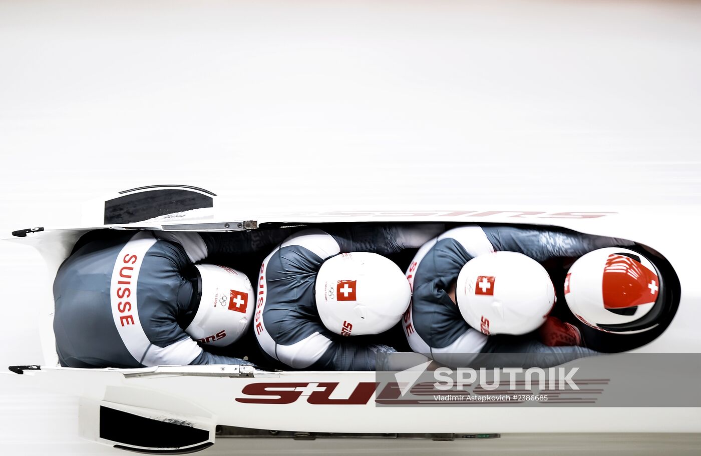 2014 Winter Olympics. Bobsleigh. Four-man. Day One