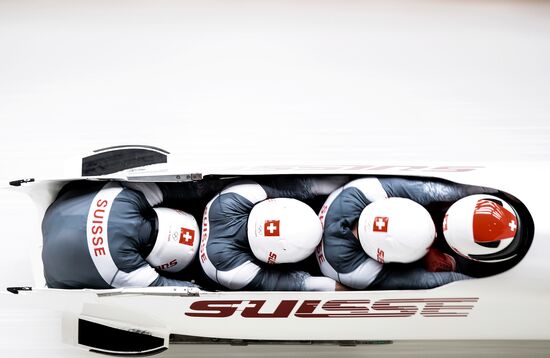 2014 Winter Olympics. Bobsleigh. Four-man. Day One