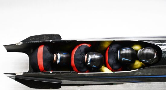 2014 Winter Olympics. Bobsleigh. Four-man. Day One