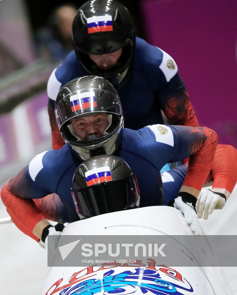 2014 Winter Olympics. Bobsleigh. Four-man. Day One