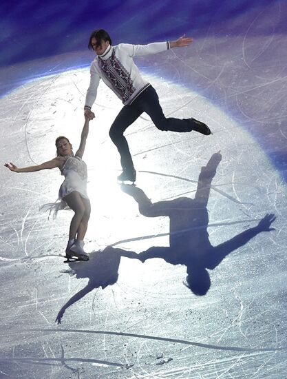 2014 Winter Olympics. Figure skating. Exhibition gala