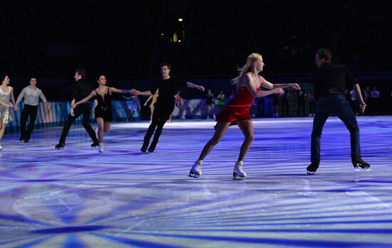 2014 Winter Olympics. Figure skating. Exhibition gala