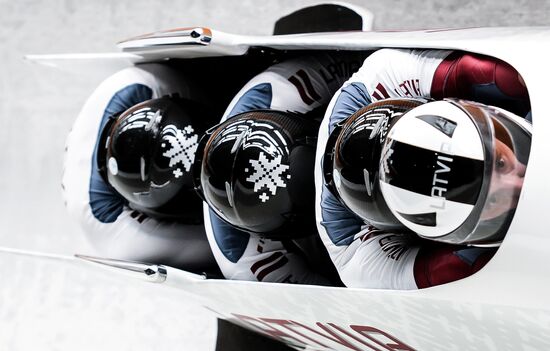 2014 Winter Olympics. Bobsleigh. Four-man. Day One