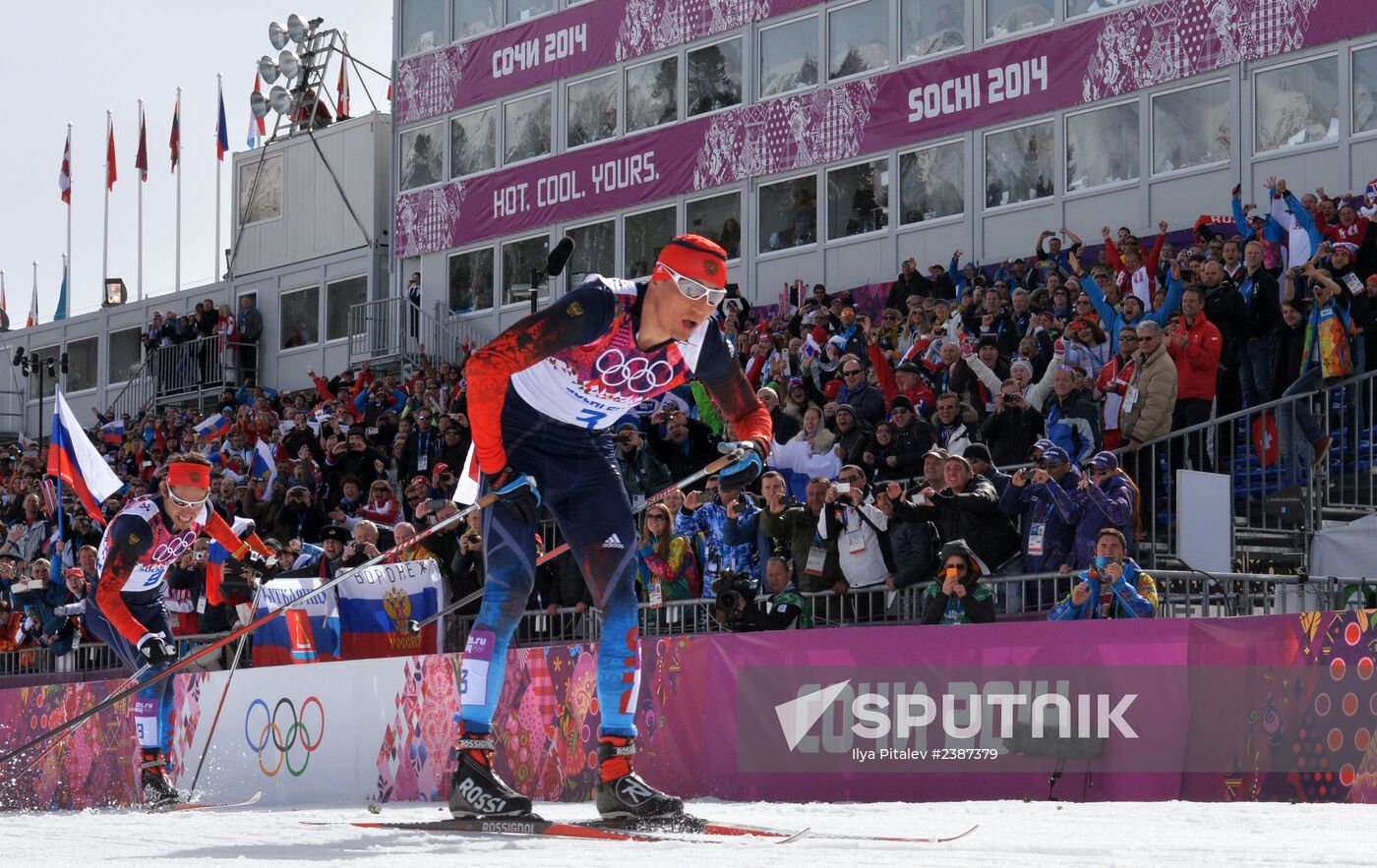 2014 Winter Olympics. Cross-country skiing. Men. Mass start race