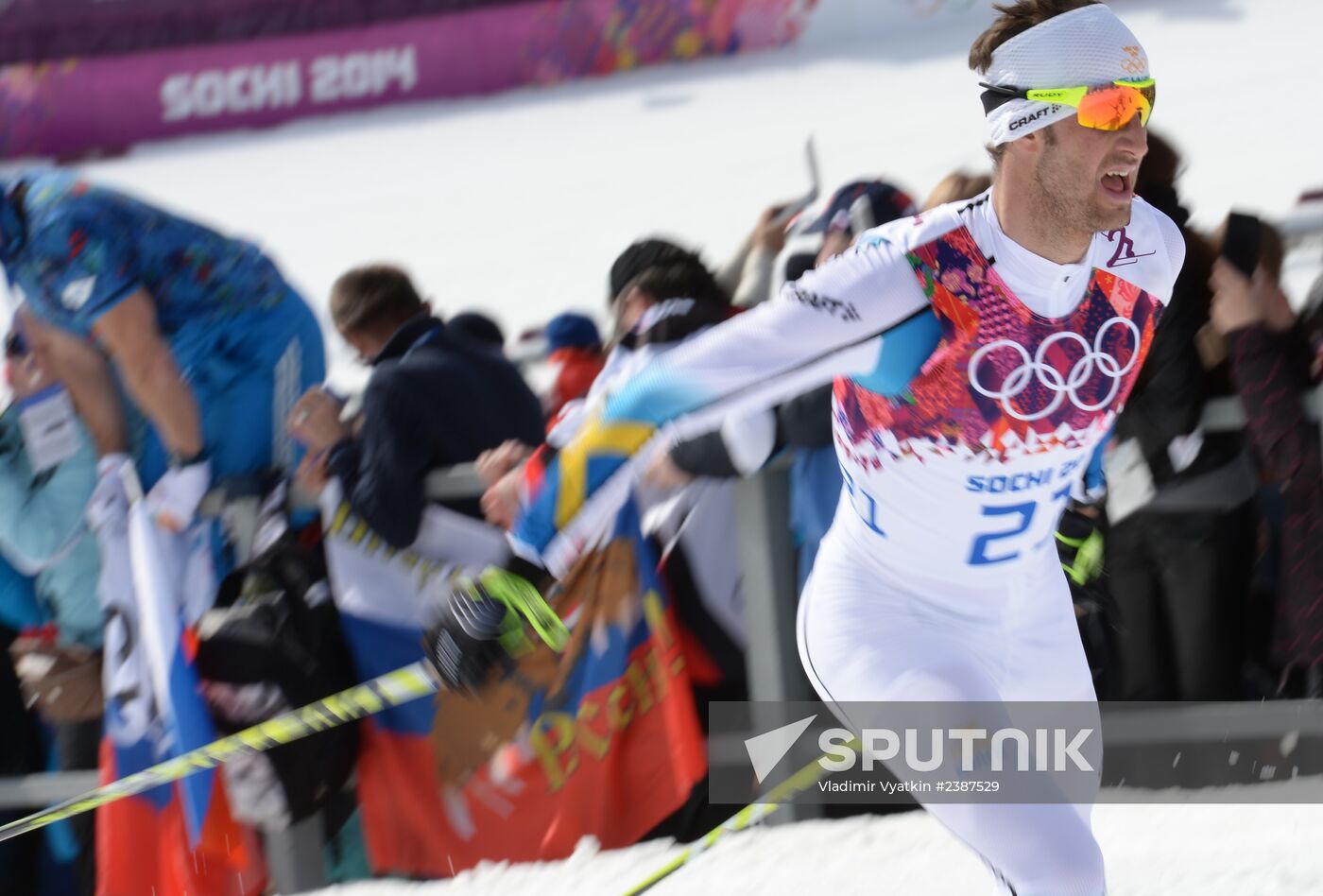 2014 Winter Olympics. Cross-country skiing. Men. Mass start race