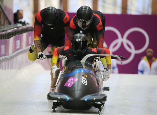 2014 Winter Olympics. Bobsleigh. Four-man. Day Two