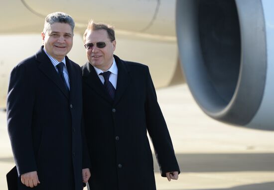 Top officials arrive in Sochi