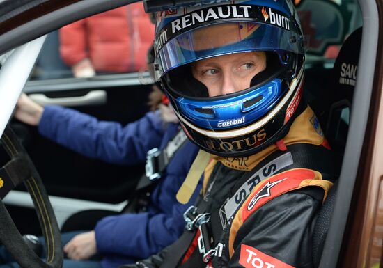All-Star Racing Behind the Wheel 2014