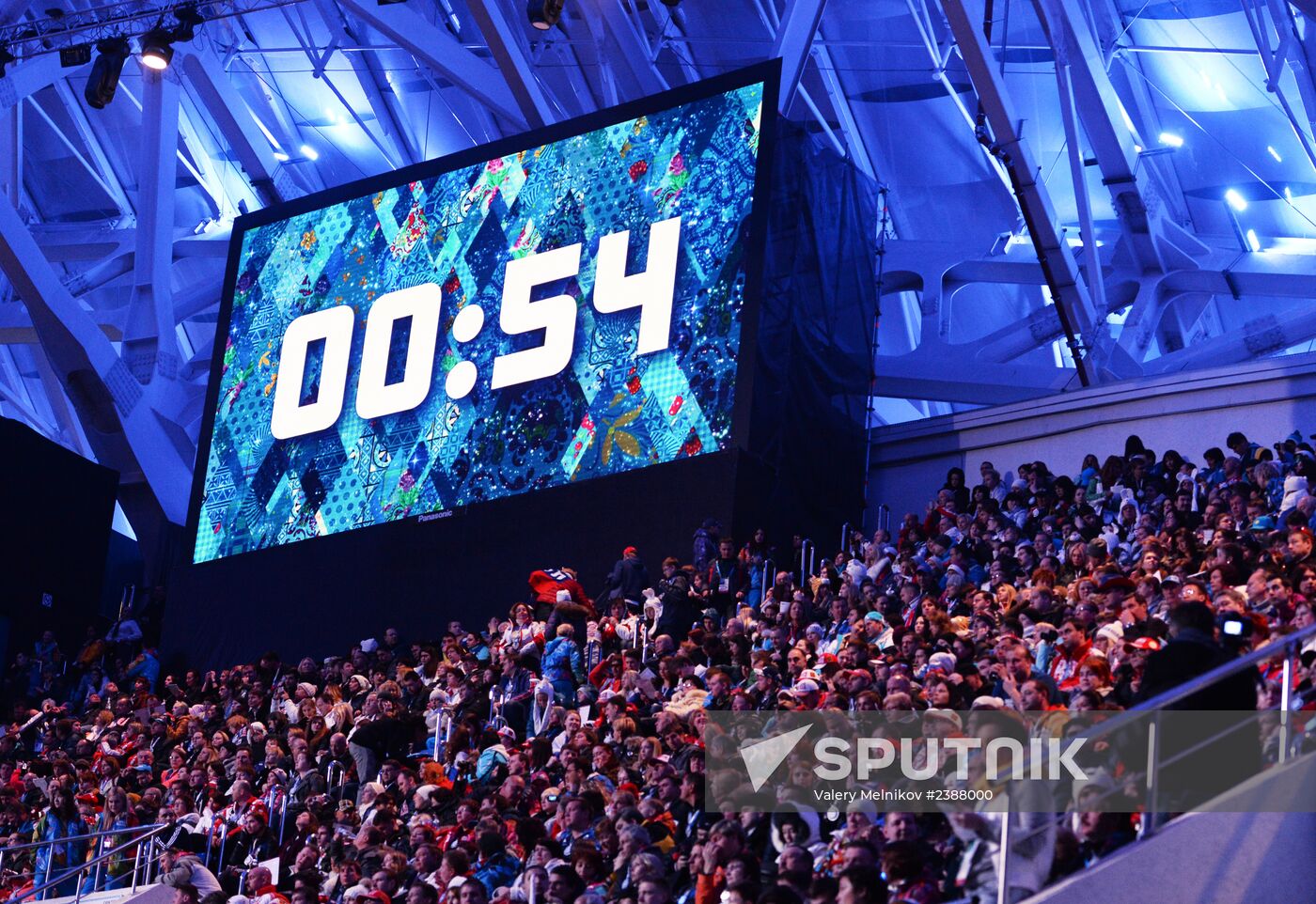 2014 Winter Olympics. Closing ceremony