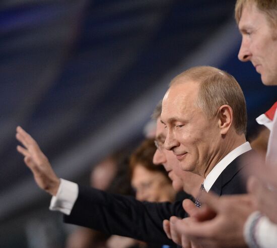 Vladimir Putin and Dmitry Medvedev attend closing ceremony of XXII Olympic Winter Games in Sochi