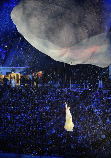 2014 Winter Olympics. Closing ceremony