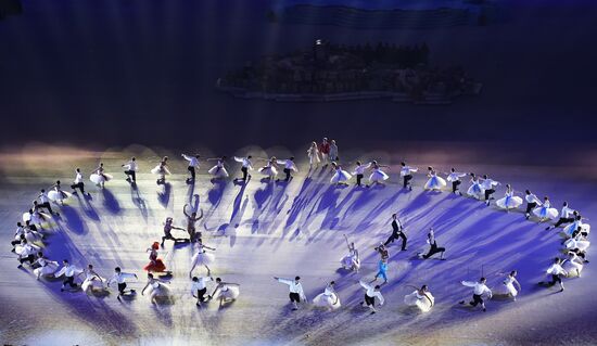 2014 Winter Olympics. Closing ceremony