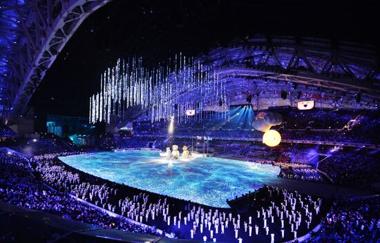2014 Winter Olympics. Closing ceremony