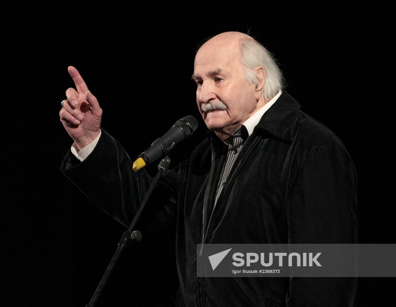 Evening with Actor Vladimir Zeldin in St. Petersburg