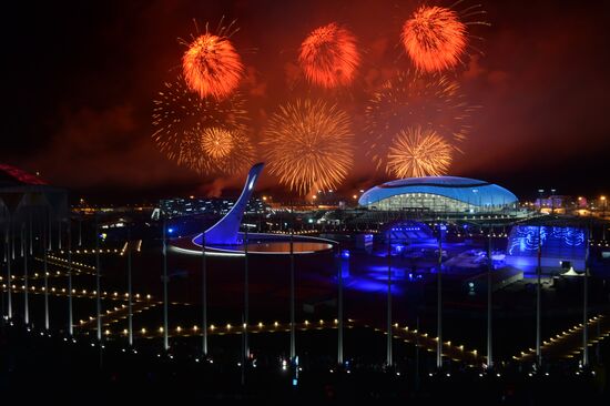 2014 Winter Olympics. Closing ceremony