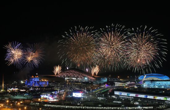 2014 Winter Olympics. Closing ceremony