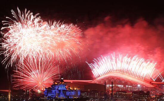 2014 Winter Olympics. Closing ceremony