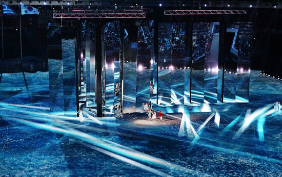 2014 Winter Olympics. Closing ceremony