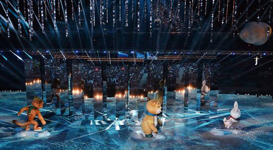 2014 Winter Olympics. Closing ceremony