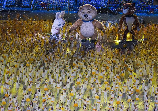 2014 Winter Olympics. Closing ceremony