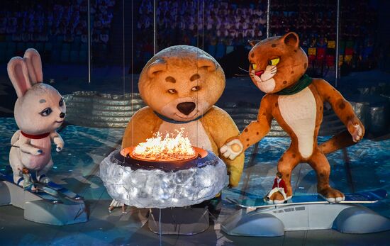 2014 Winter Olympics. Closing ceremony