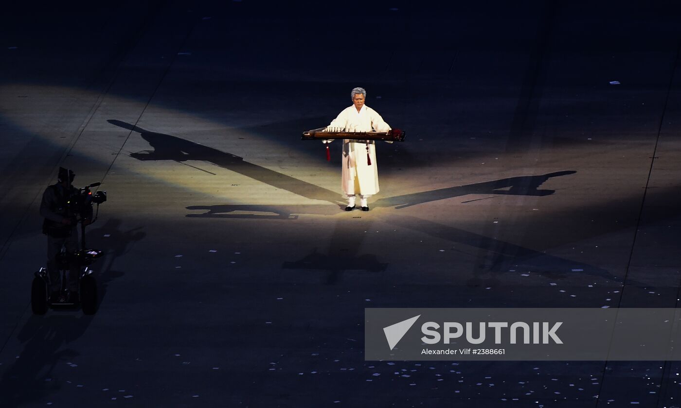 2014 Winter Olympics. Closing ceremony