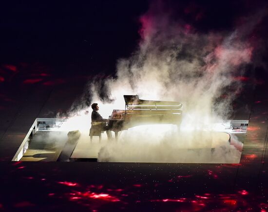 2014 Winter Olympics. Closing ceremony