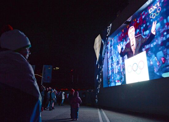 Sochi bids farewell to 2014 Winter Olympics