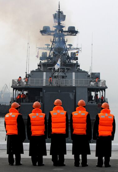 Vladivostok welcomes Pacific Fleet squadron