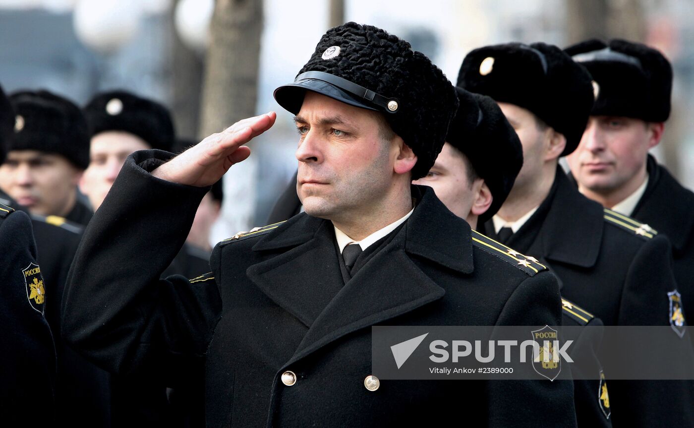 Vladivostok welcomes Pacific Fleet squadron