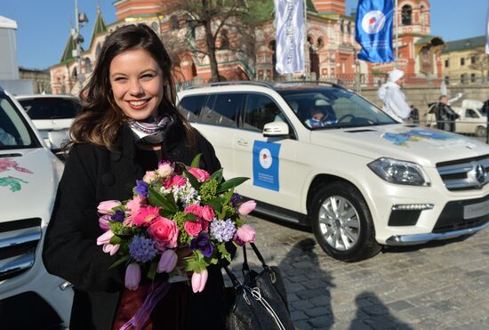 Sochi Olympics medalists awarded automobiles