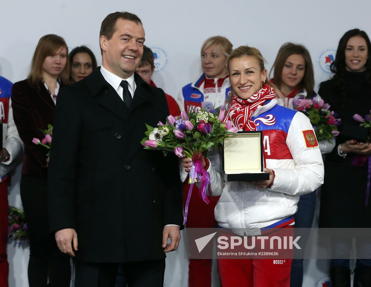 Dmitry Medvedev congratulates Sochi Olympic prize-winners