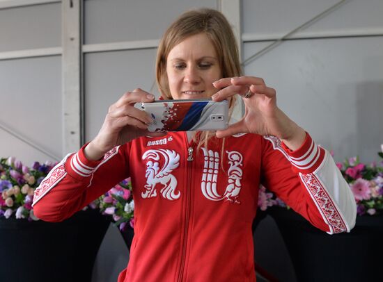 Dmitry Medvedev congratulates Sochi Olympic prize-winners