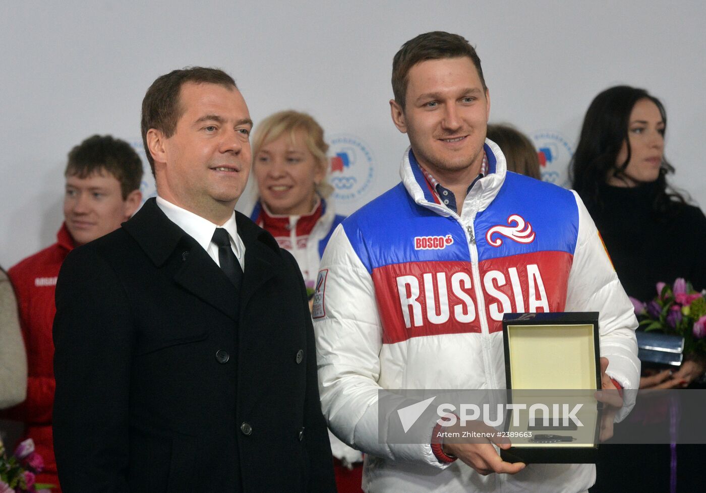 Dmitry Medvedev congratulates Sochi Olympic prize-winners