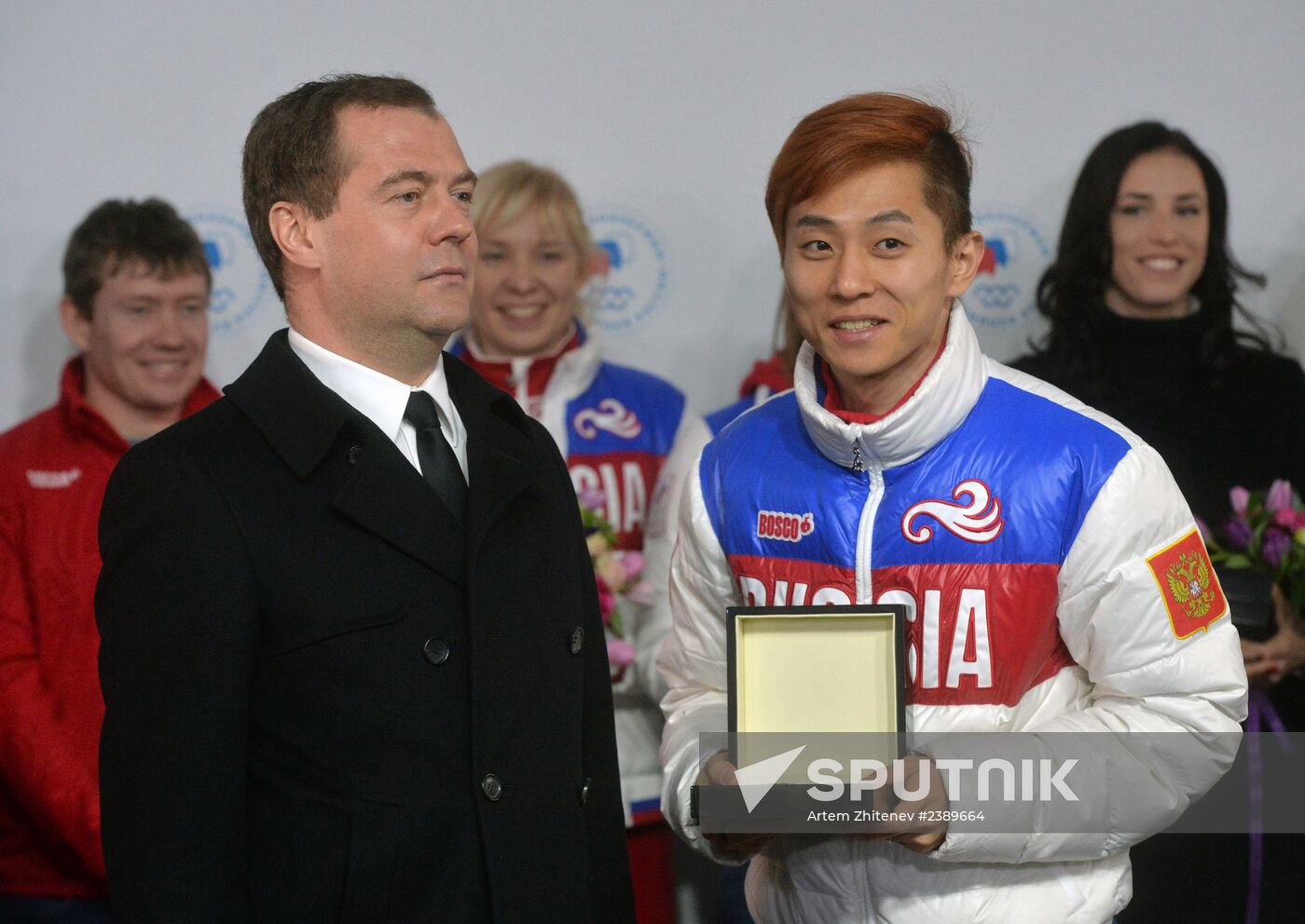 Dmitry Medvedev congratulates Sochi Olympic prize-winners