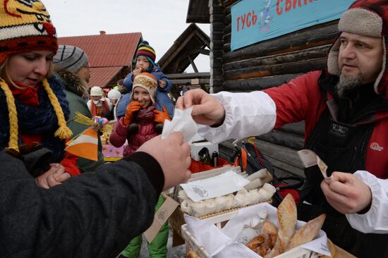 Seeing off Maslenitsa in Suzdal
