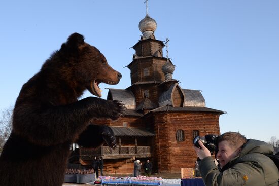 Seeing off Maslenitsa in Suzdal