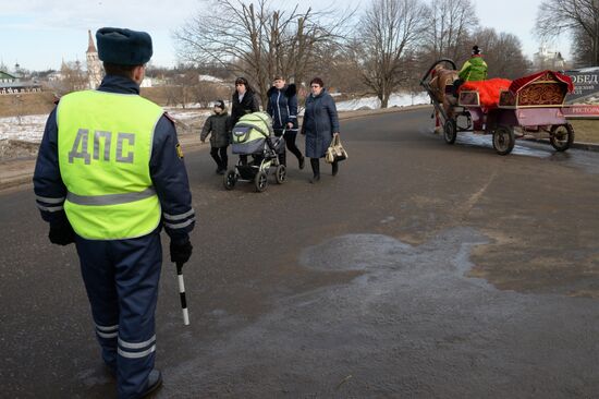 Seeing off Maslenitsa in Suzdal