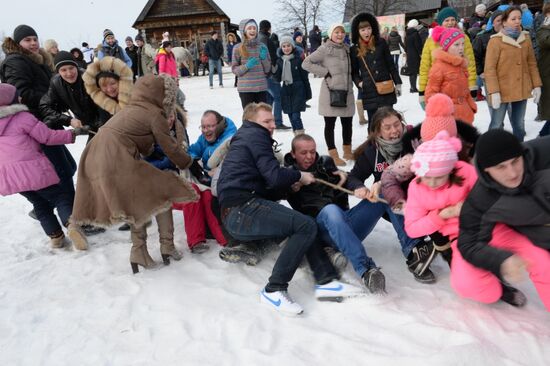 Seeing off Maslenitsa in Suzdal