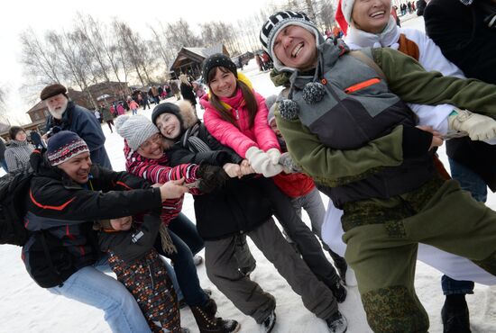 Seeing off Maslenitsa in Suzdal