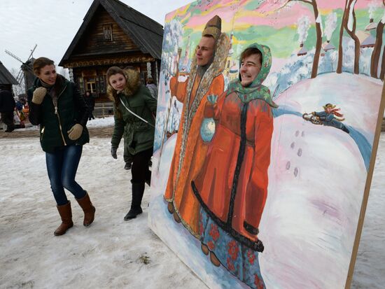Seeing off Maslenitsa in Suzdal