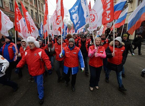 Moscow march supporting compatriots in Ukraine