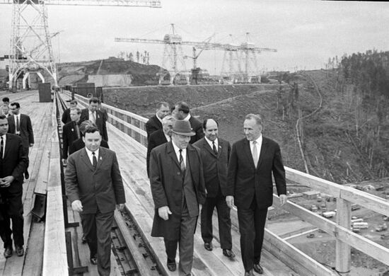 UST-ILIM HYDROPOWER PLANT KOSYGIN SOLOMENTSEV 