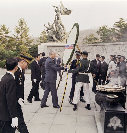 YELTSIN KOREA