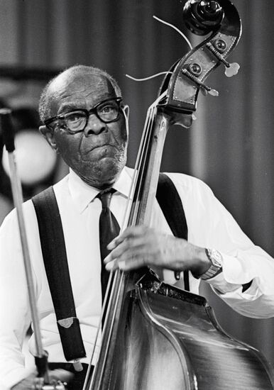 MUSIC JAZZ CONTRABASS CONCERT
