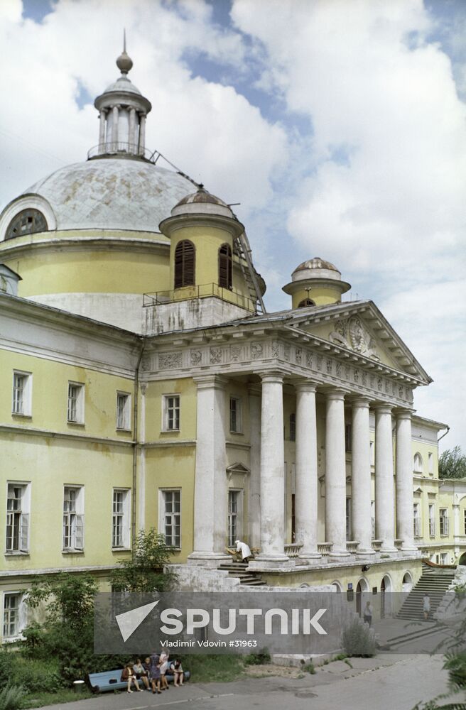 GOLITSYN HOSPITAL ARCHITECT KAZAKOV