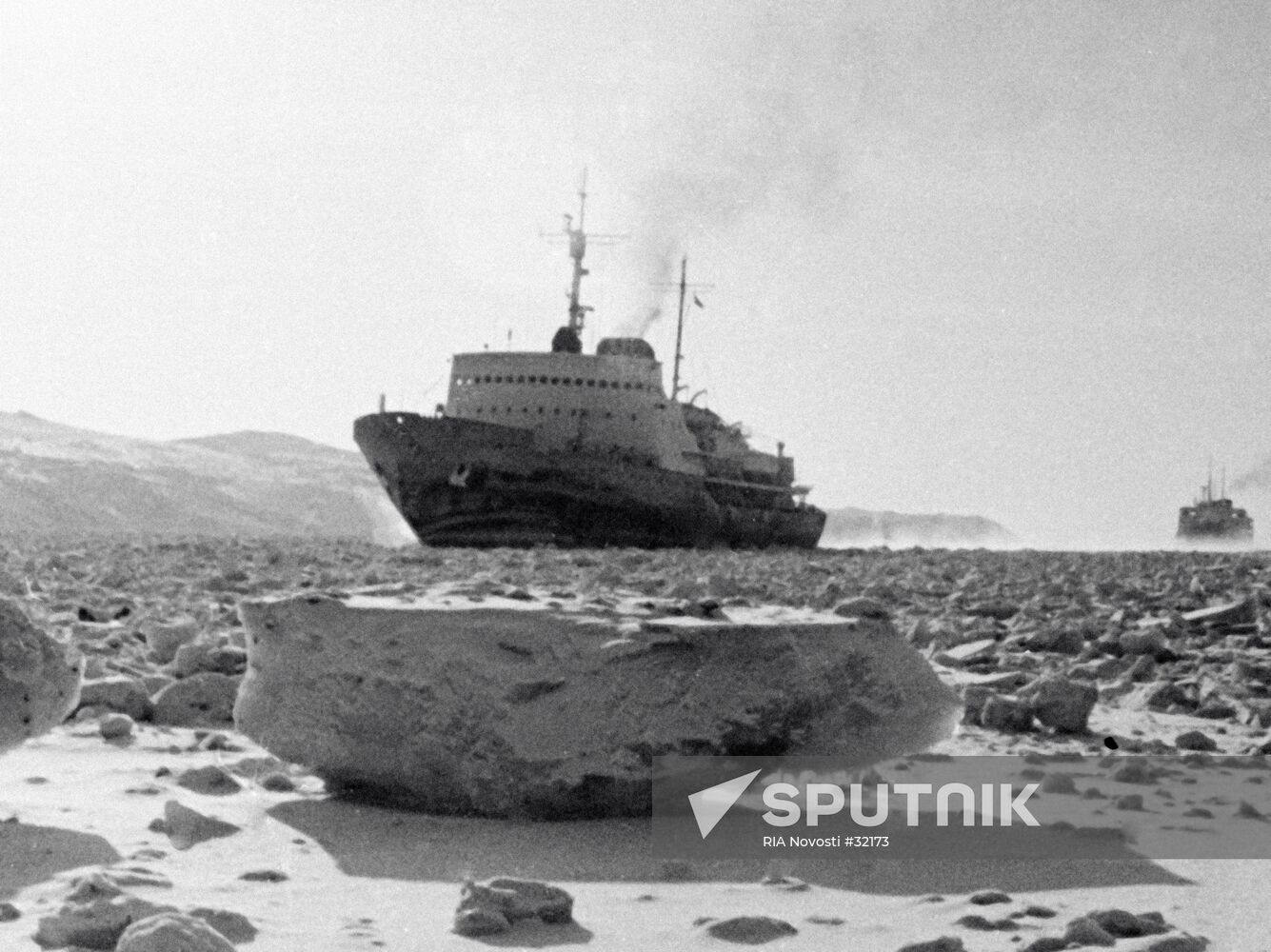 ICEBREAKER "MOSKVA"