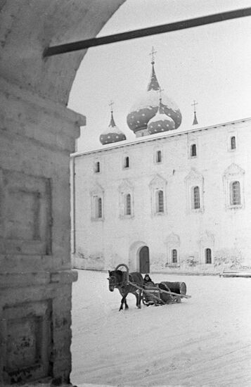 BISHOP CHAMBER SUZDAL