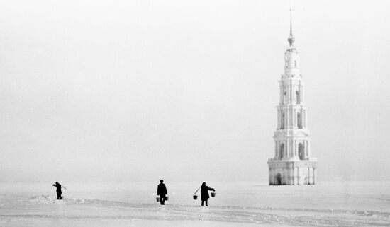 KALYAZIN PEOPLE THE VOLGA ICE BELL TOWER